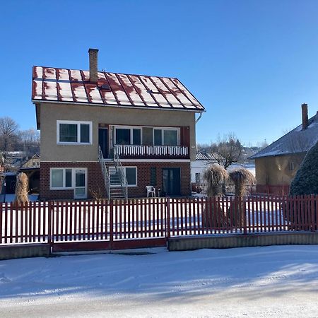 Ubytovanie Kubik 473 Липтовски-Микулаш Экстерьер фото